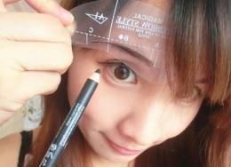 【在庫あり★即納可能】眉毛用 アイブロウテンプレート 4種セット★全24種★簡単・キレイに かっこいいカタチに眉毛を塗れます★メイクアップ Brow Class【新品★未使用品】