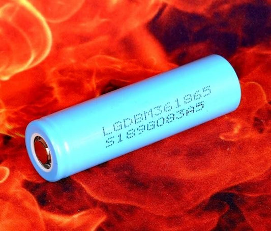 赤字上等★激安セール【在庫あり★即納可能】Authentic LG 18650バッテリー M36 3600mah 10A★リチウムイオンニッケルリチャージブル電池【×】