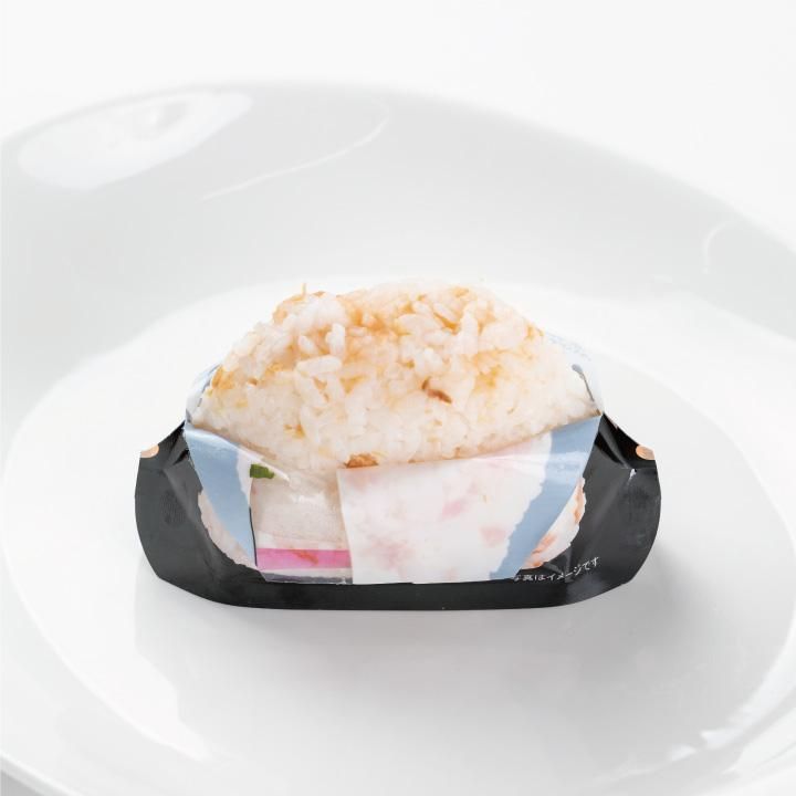 【メーカー直送】長期保存食 携帯おにぎり 鮭 単品 1個★アルファ米 5年保存 尾西食品 防災グッズ 防災用品 避難セット 非常食 保存食 備蓄 食料 災害
