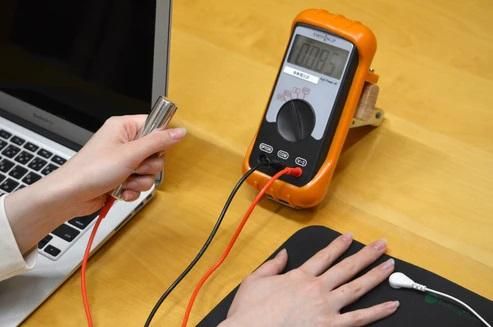 【メーカー直送】身体電圧計★アーシング確認に！体表面の電位を測定 アーシングを知るなら必須アイテム