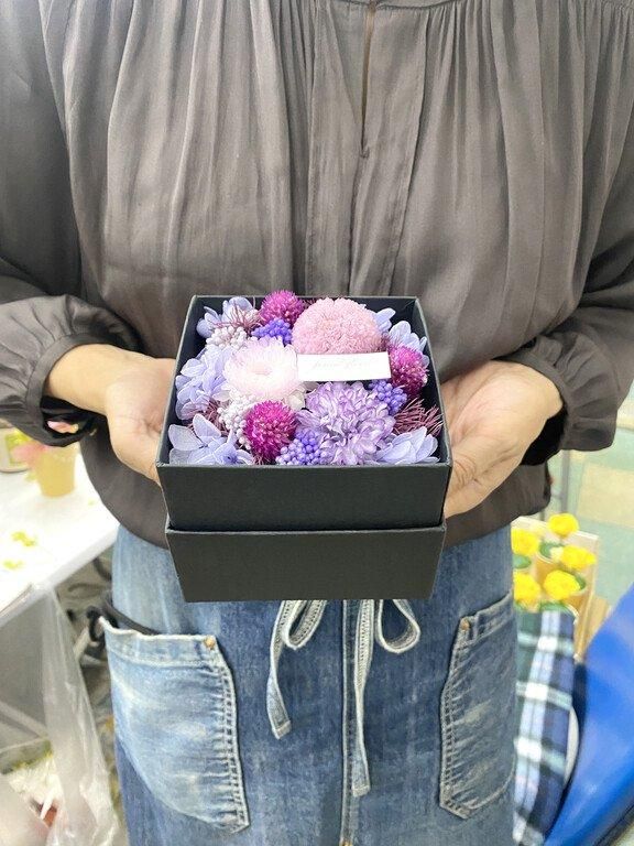 【お取り寄せ★納期 最長 約1ヶ月】菊花お重 きっかおじゅう ピンポン マム プリザーブドフラワー★現代仏花 供花 お供え 菊 キク 和風 ギフト プレゼント