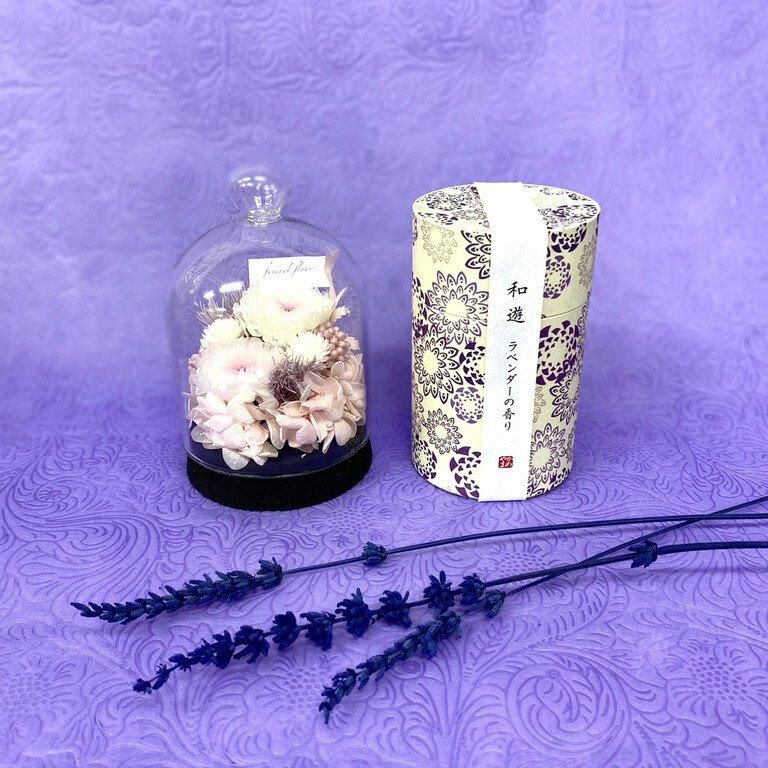 【お取り寄せ★納期 最長 約1ヶ月】お供え プリザ 仏具 仏花 仏壇 薄明 ガラスドーム マム 菊 和風 お悔み おしゃれ