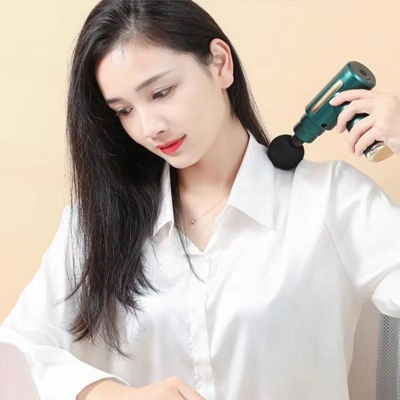 【お取り寄せ★納期 最長 約2週間】筋膜リリースガン★電動マッサージ器 ハンディガン アタッチメント 6レベル調節 全身ケア リラックス ストレス解消 軽量 筋膜 筋肉 全身用