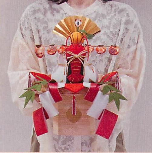 【お取り寄せ★納期 最長 約2週間】紅白鏡餅（大）伊勢海老付★安心の日本製！新年のお祝いを！
