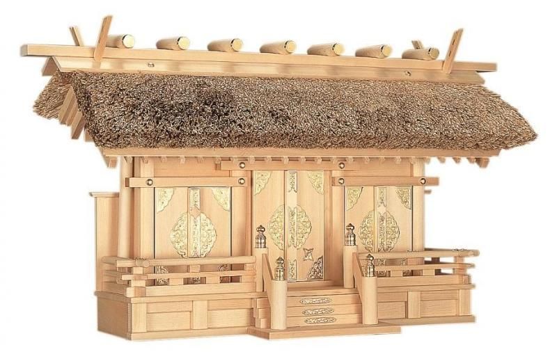 【お取り寄せ★納期 最長 約2週間】けやき・茅葺・こけら葺の神棚 茅葺通し三社★安心の日本製！職人の技が光る！