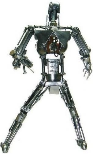 【在庫ラスト1個★即納可能】メタルアート★ターミネーター風アイアンマンwithライト★廃材の部品を利用して作られたアートな逸品