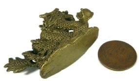 【在庫あり★即納可能】風水 銅製 ミニミニ龍★辰年・竜【新品】
