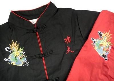 【在庫あり・即納可能】子供用 功夫衣 龍刺繍入り 半袖・半ズボン ブラック 120サイズ【新品】
