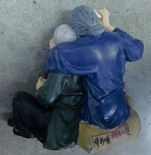 【即納可能】中国 老夫婦 フィギュア 甜在心◆ ポリ完成品 ★いつまでも仲のいい老夫婦の置物【新品】