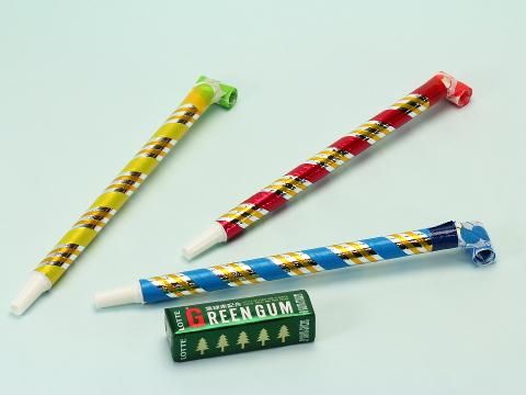 【在庫あり★即納可能】吹き戻し笛 ばら売り(1個単位販売)★腹式呼吸方法★ロングブレス器★昔っからありますが いまだに人気です【新品★未使用品】